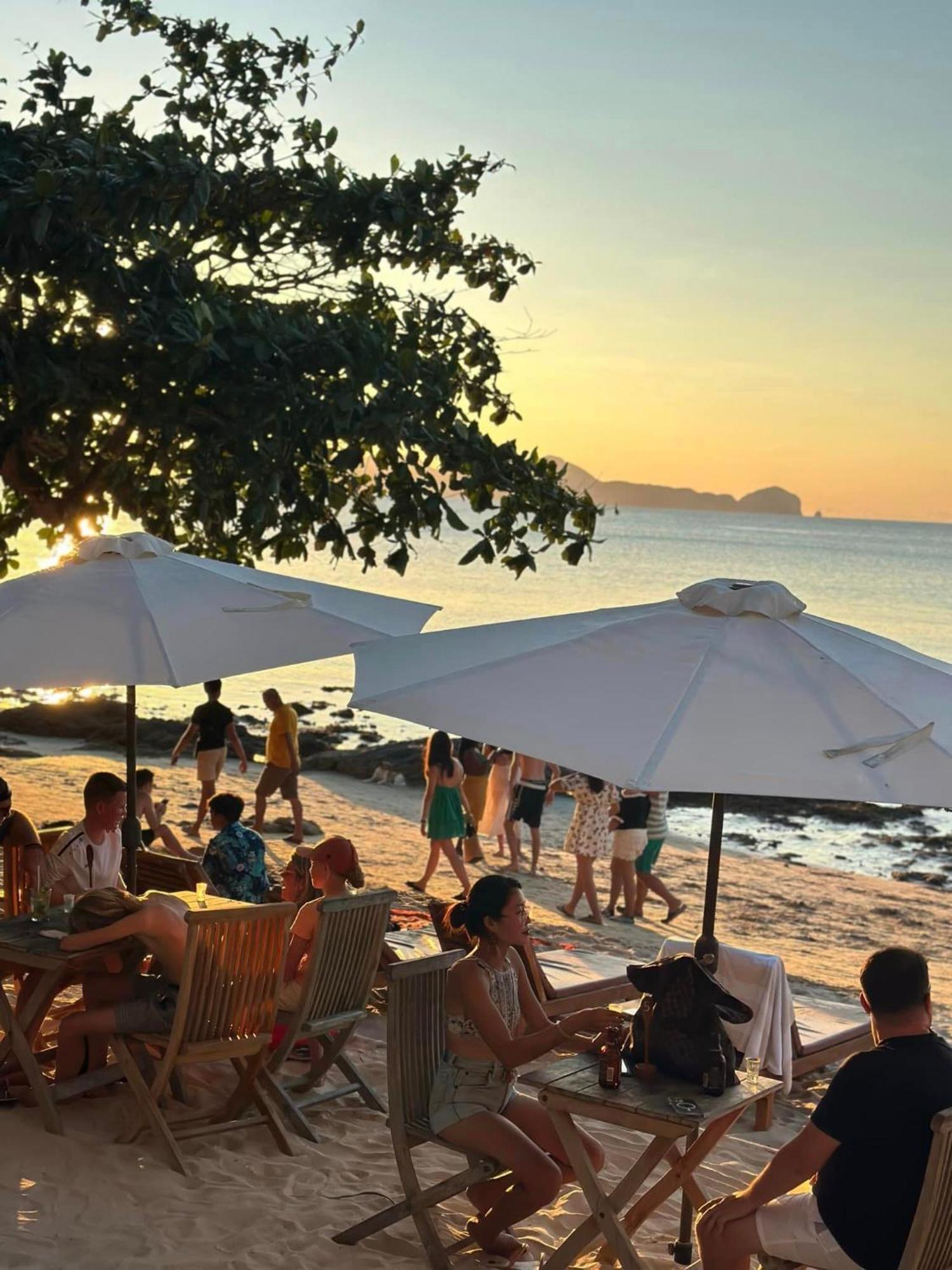 Mua Tala Hotel El Nido Bagian luar foto